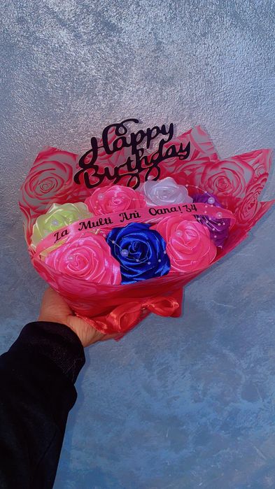 Flori din satin handemade