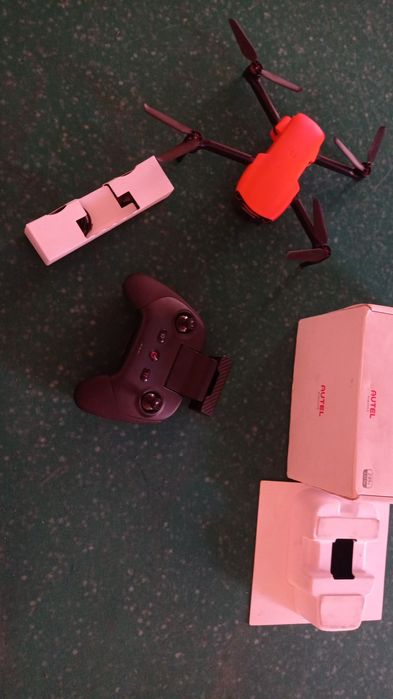 Продам дрон нового поколения 200000