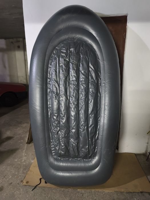 Vând barcă gonflabilă  2 persoane