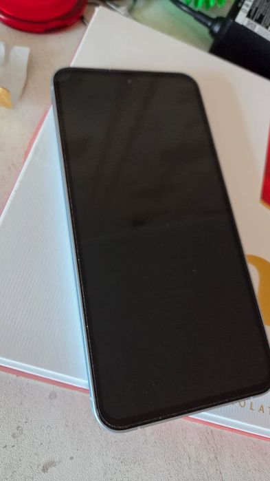 Продаётся телефон