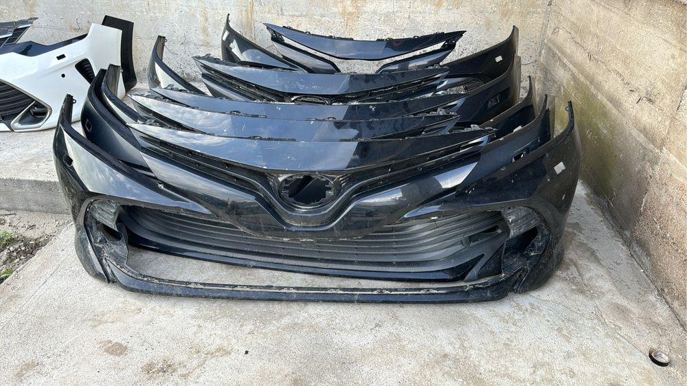 Бампера на Toyota camry 70