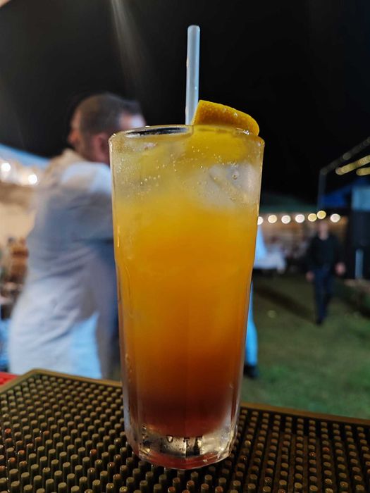 Cocktail bar și tort de shot