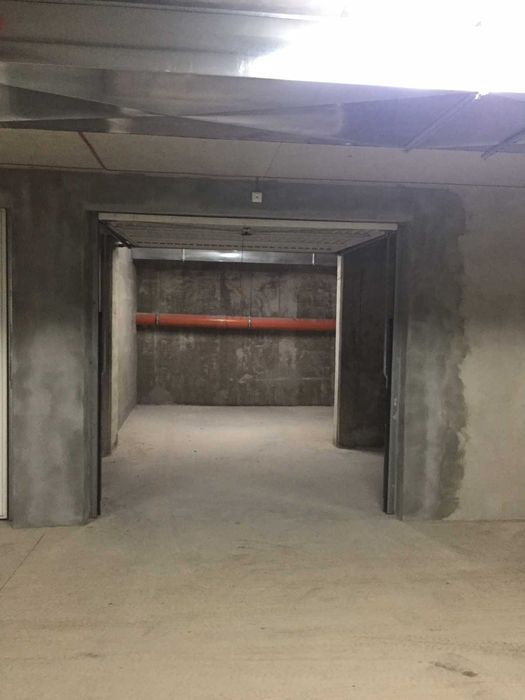 Дава се под наем Гараж / Паркомясто в София, Студентски град - 23 кв.м за 127.5 € - Снимка #3