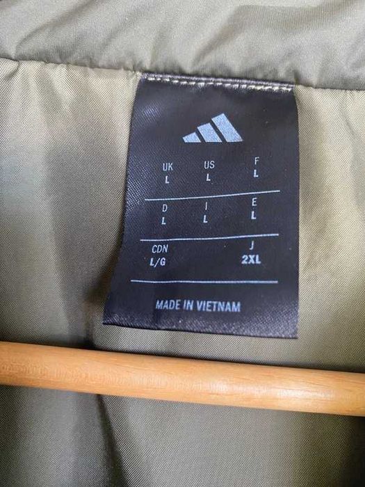 Adidas бомбер яке