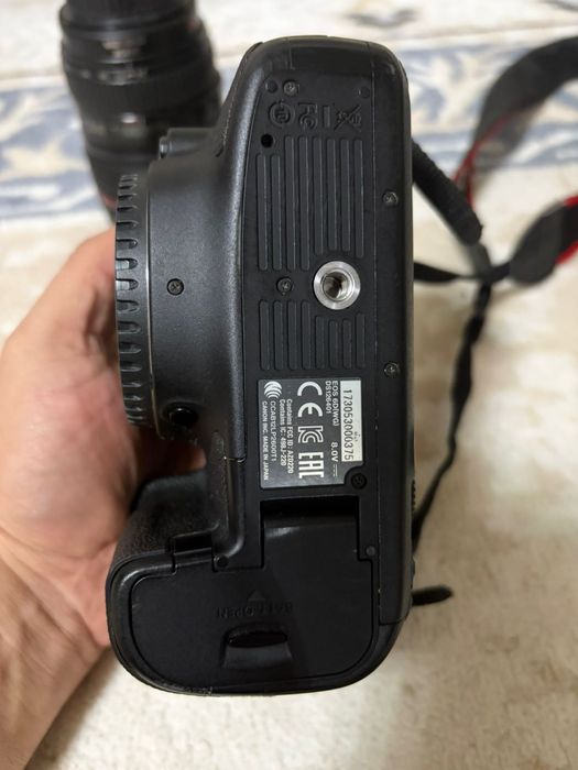 Продам фотоаппарат Canon 6 D