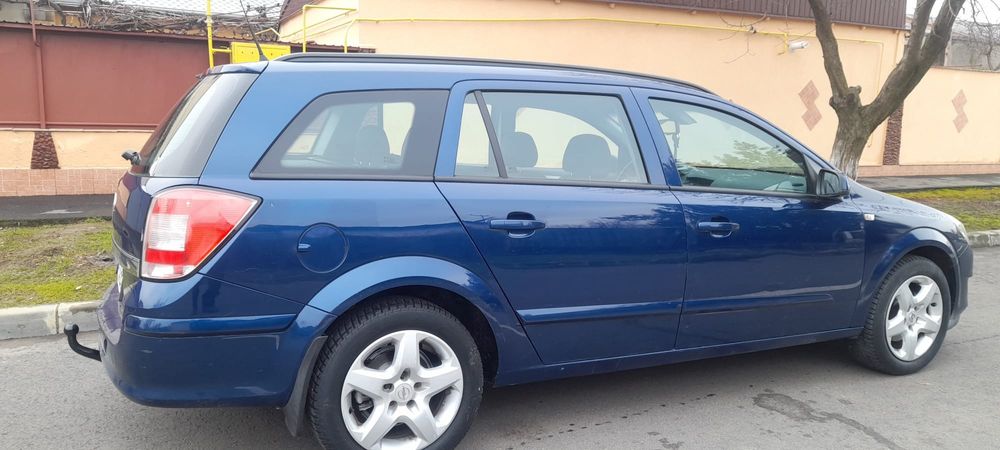 OPEL ASTRA H 1.6 Benzina si GPL FAB 06 2008 EURO 4