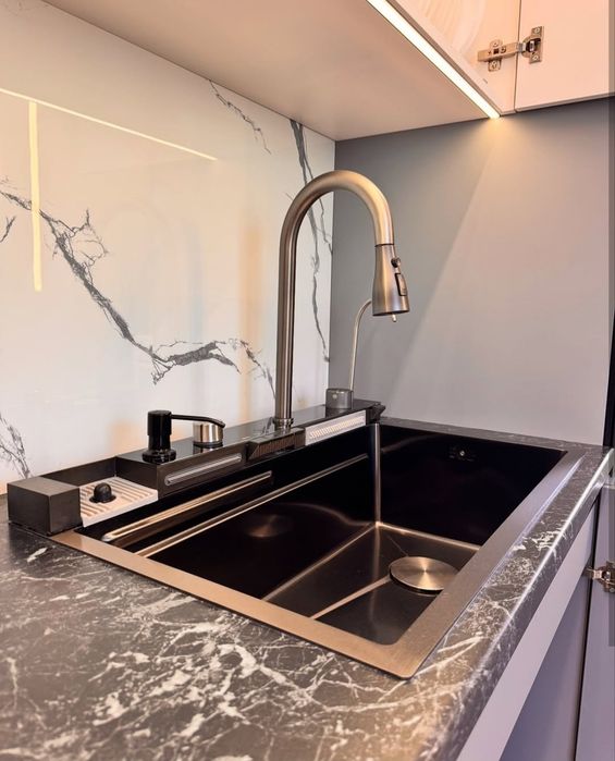 Мебель на заказ Кухонный ,гардероф,пенал,офисной