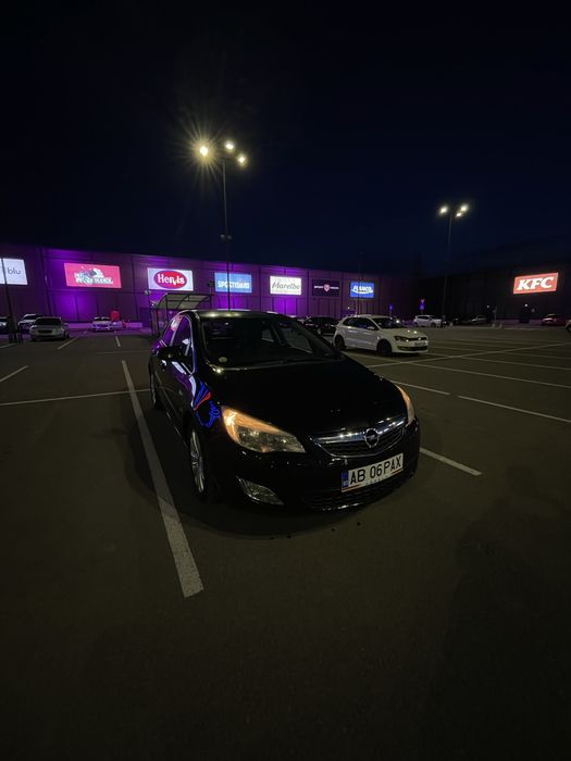 Opel astea j 2012