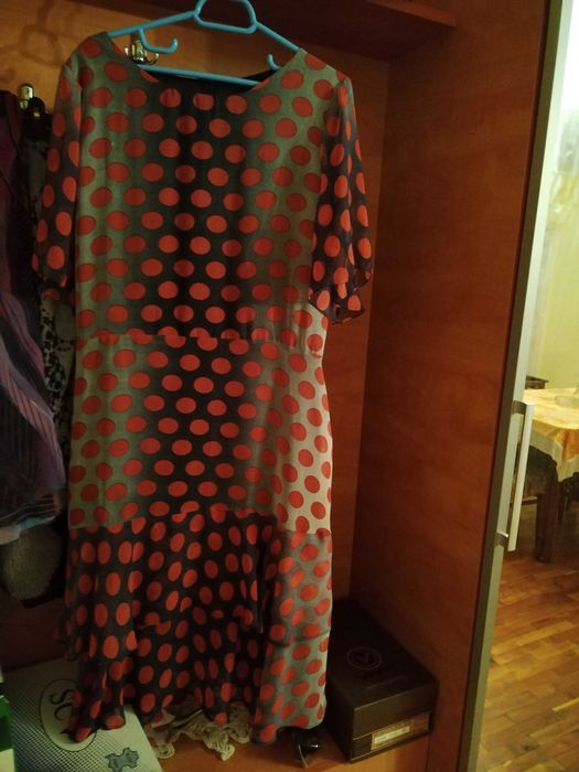 Rochie din voal, cu buline