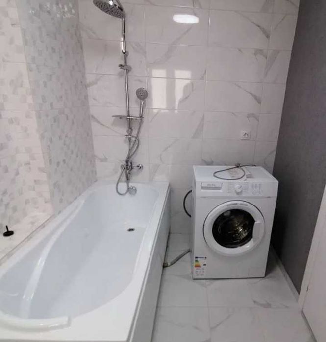 Дава се под наем Двустаен апартамент в Пловдив, Каменица 1 - 50 кв.м за 298.86 € - Снимка #1