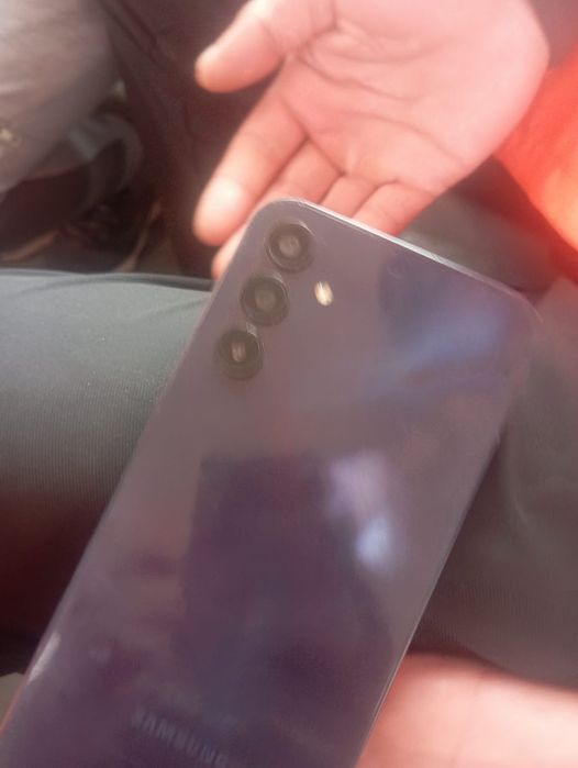 Продам Samsung A15