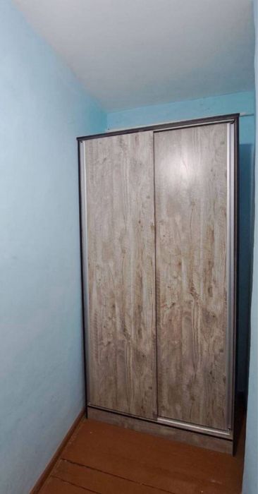 1х сдаётся вдоль дороги