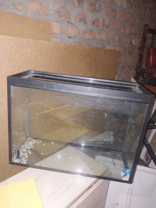 Продам аквариум в