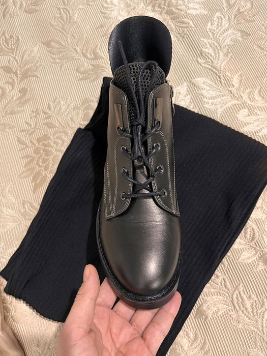 Новые ботинки от магазина FLO