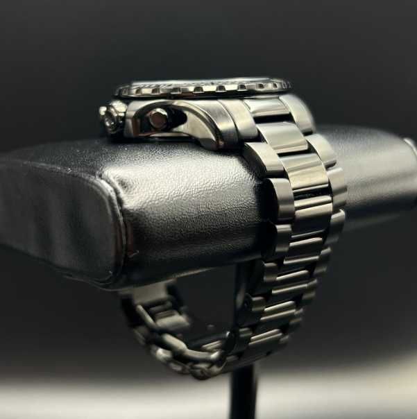 Часовник Movado Series 800