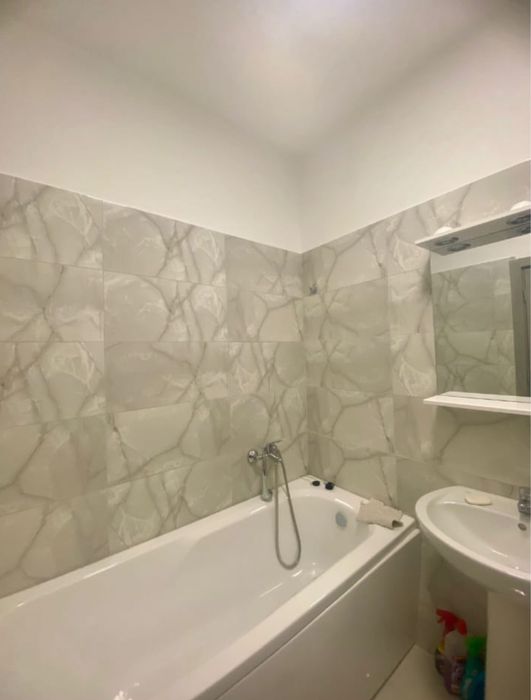 Inchiriez garsoniera