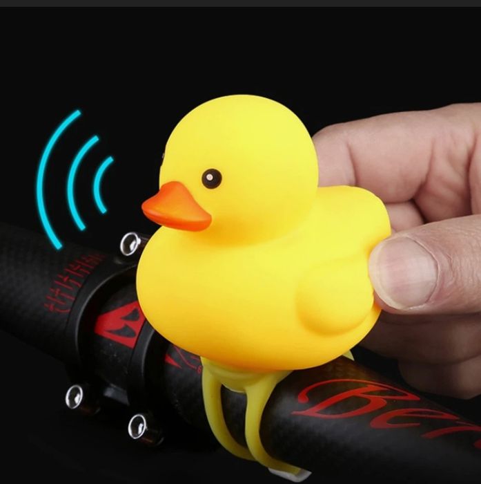 Велосипедный колокольчик, маленькая желтая утка со шлемом