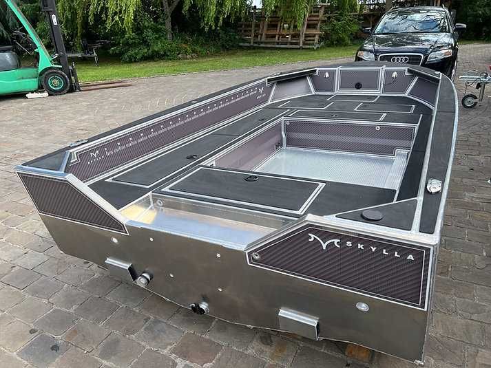 Barca aluminiu SKYLLA 420 Polonia