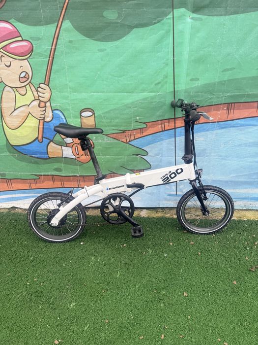 Vând bicicletă electrică pliabila 5 viteze 25km/h