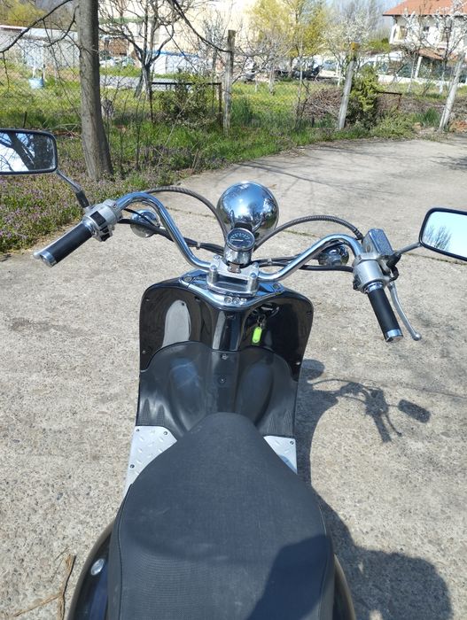 Скутер honda schadow 50