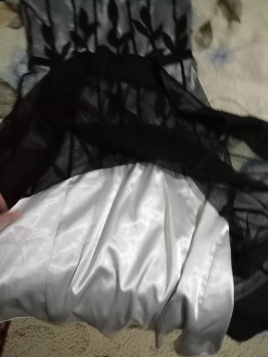 Вечернее молодежное платье