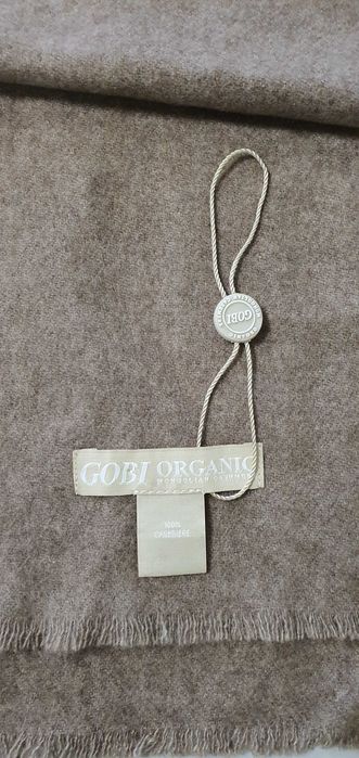 100% монголски кашмир и вълна от як, шапка, шал и ръкавици