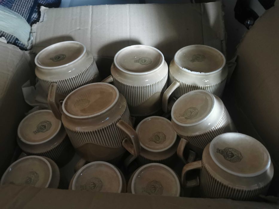 Комолект от  17 чаши