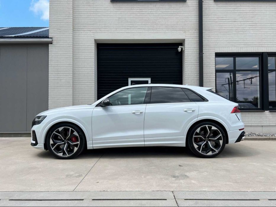 Audi RSQ8 700CP Alb