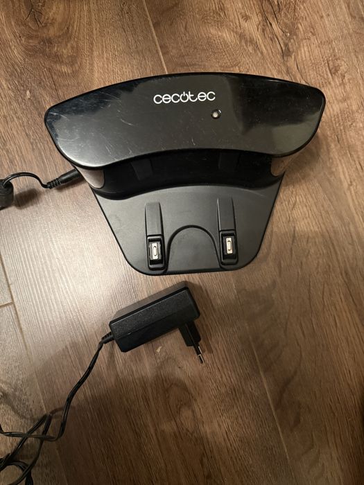 Робот прахосмукачка Cecotec, Conga, serie 1390