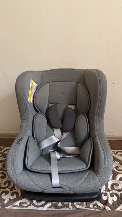 детскую коляску с автокреслом