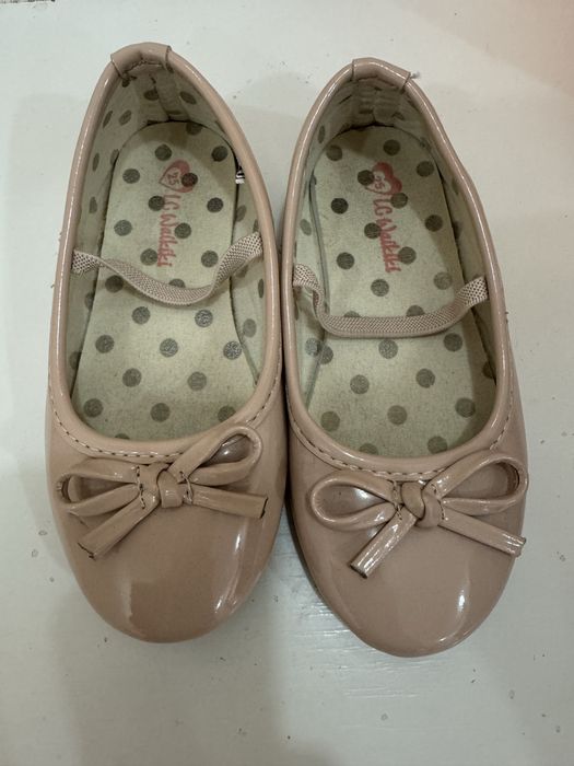 Продам туфли на девочку