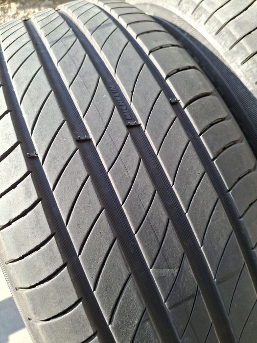 2 Anvelope de vară 205 60 r16 Michelin