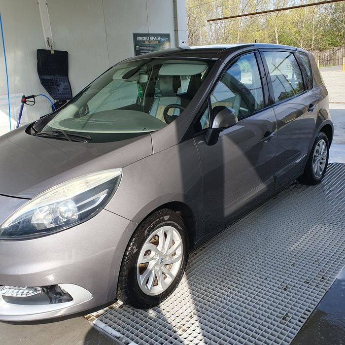 Renault Grand Scenic 1.5 Dci 110 CP