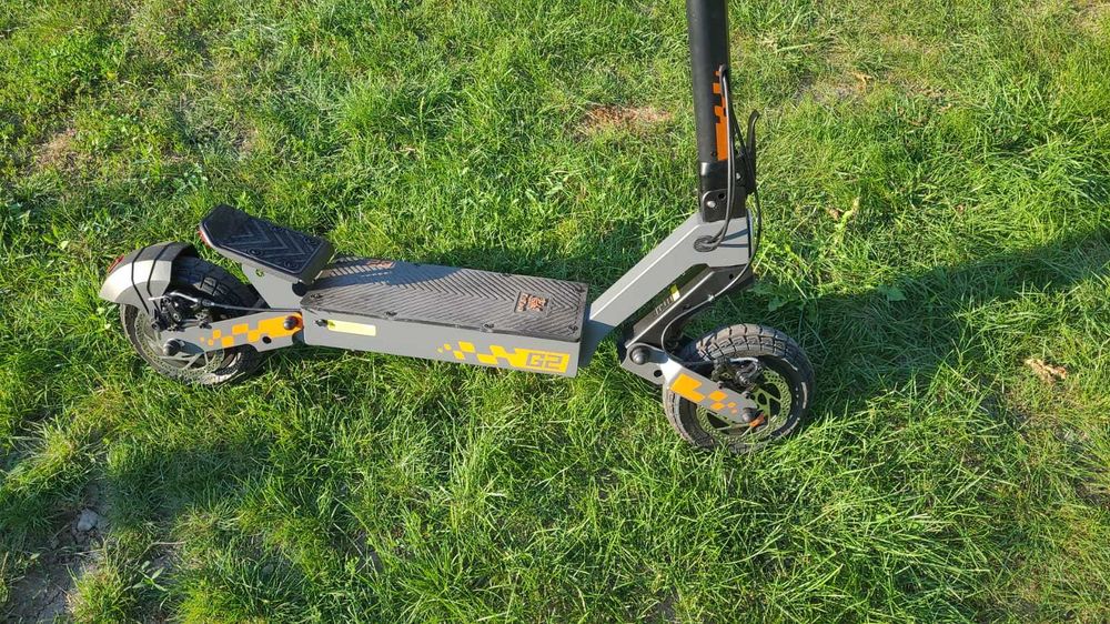 Trotineta Electrica Pliabila KuKirin G2 model 2025