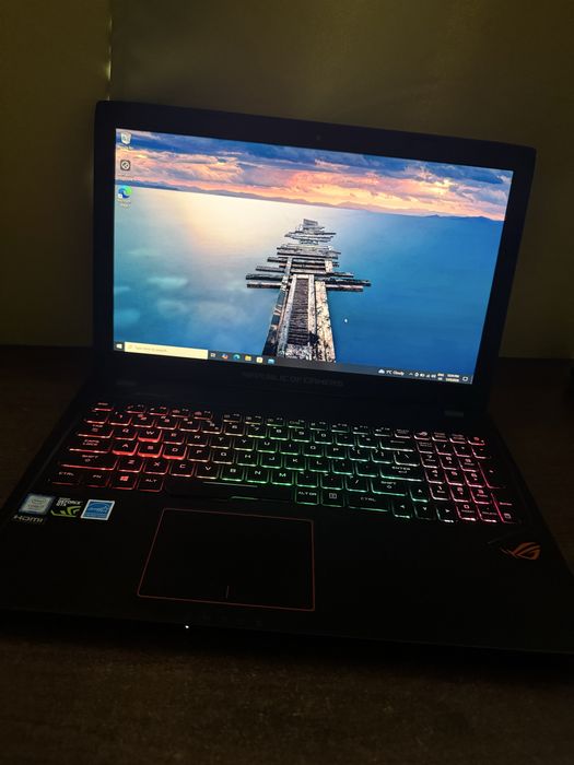 Laptop Gaming ASUS ROG GL553VE-FY022, procesor Intel Core i7-7700HQ