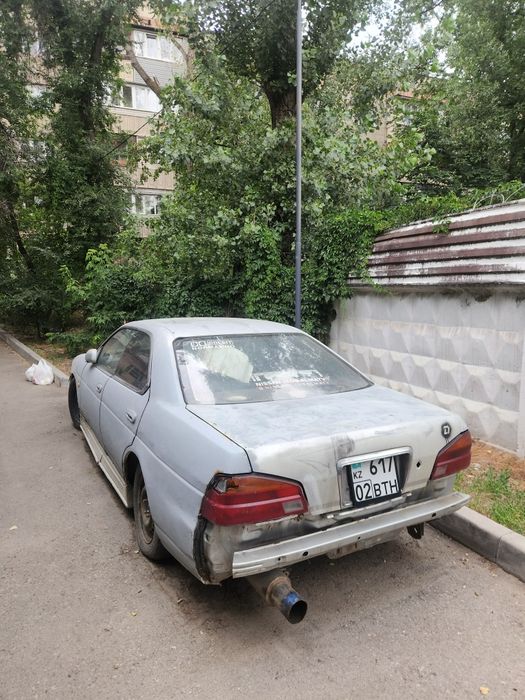 Nissan laurel c35