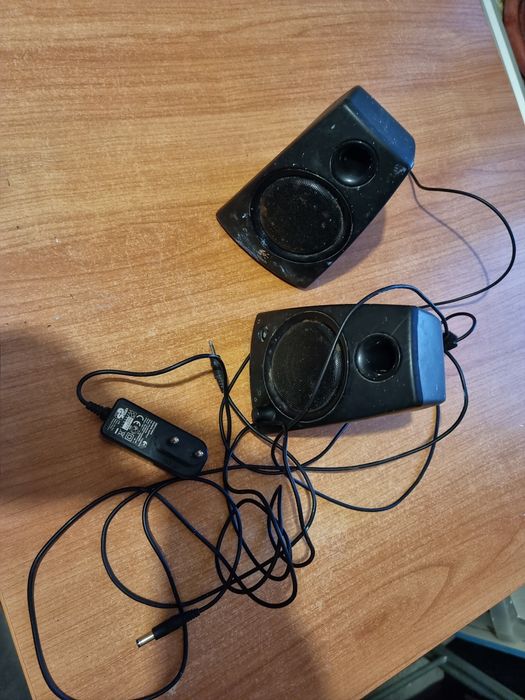 Boxe audio Logitech pentru calculator/ laptop sau chiar telefon