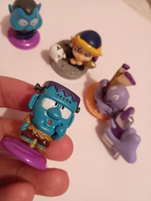 Продам лот монстров винтаж.