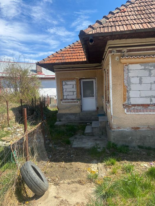 Casă de vânzare – Zona Malu Cu Flori ,Jud Dambovita
