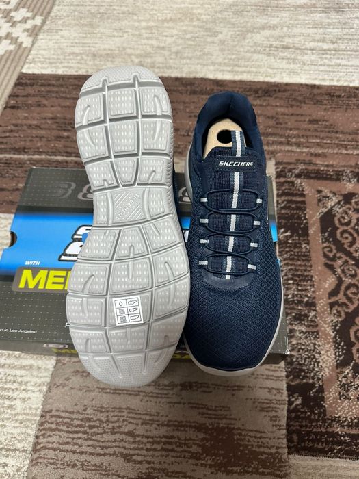 Vind adidași skechers