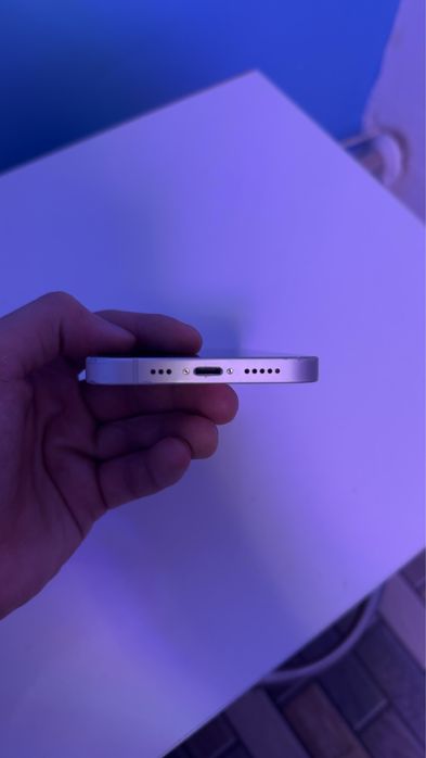 iPhone 14 – Използван / С калъф и кабел