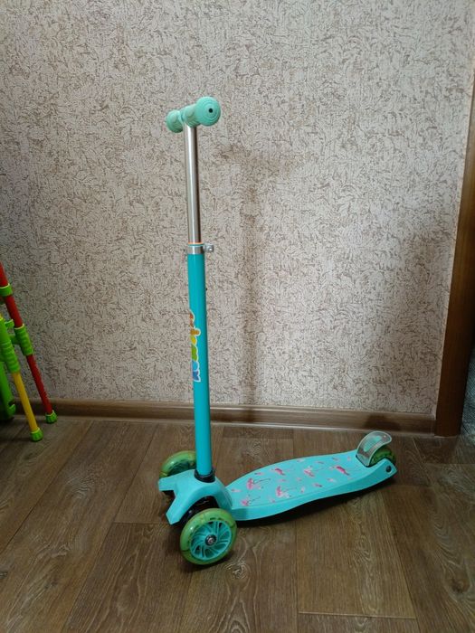Продам детский самокат