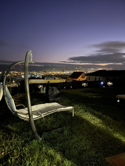 Garsoniera la curte&ciubar contracost regim hotelier