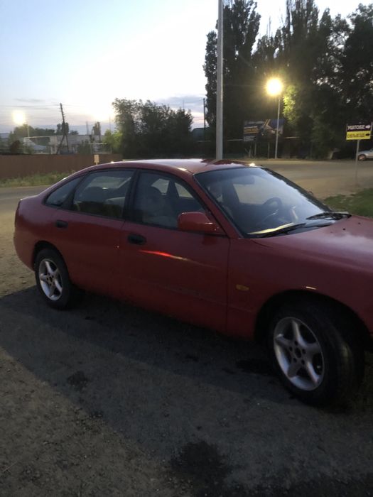 Mazda cronos 1992 года