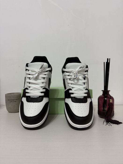Off -White Out of Office