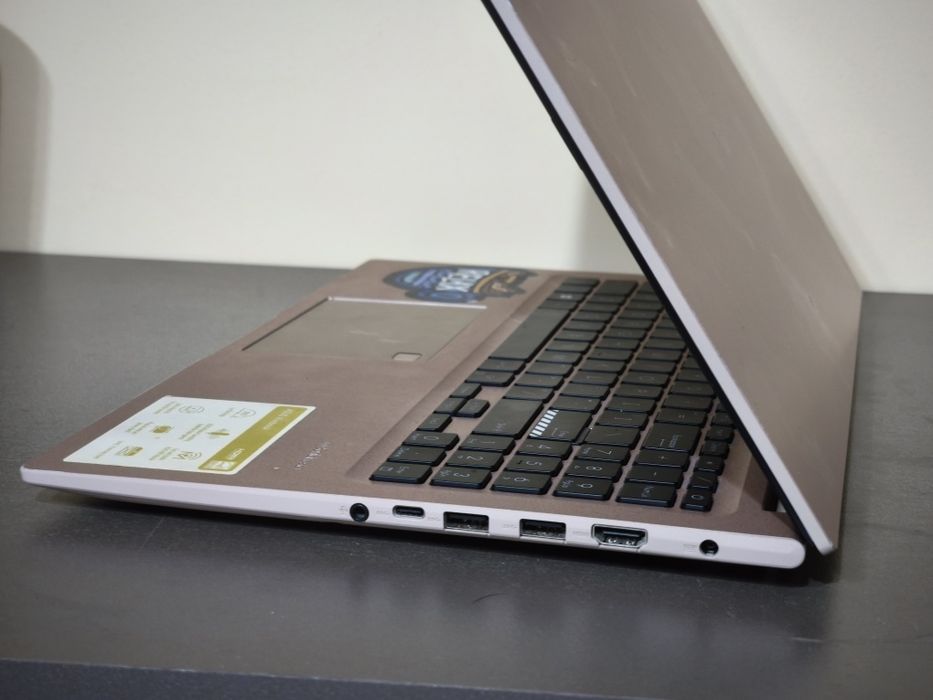 Laptop Asus Intel gen 12th 16gb ram SSD