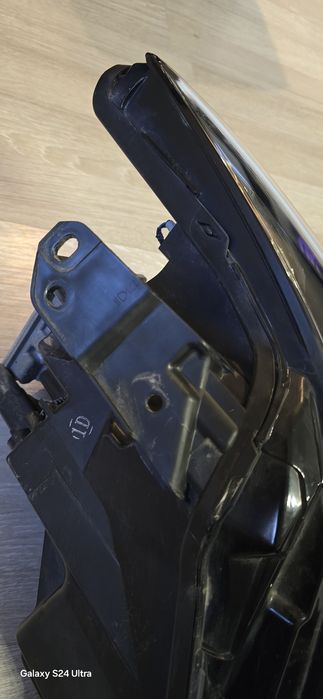 Fara stanga mazda 3 led