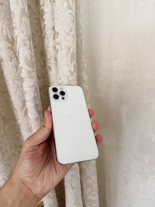 IPhone 12 Pro 128Gb - В хорошем состоянии