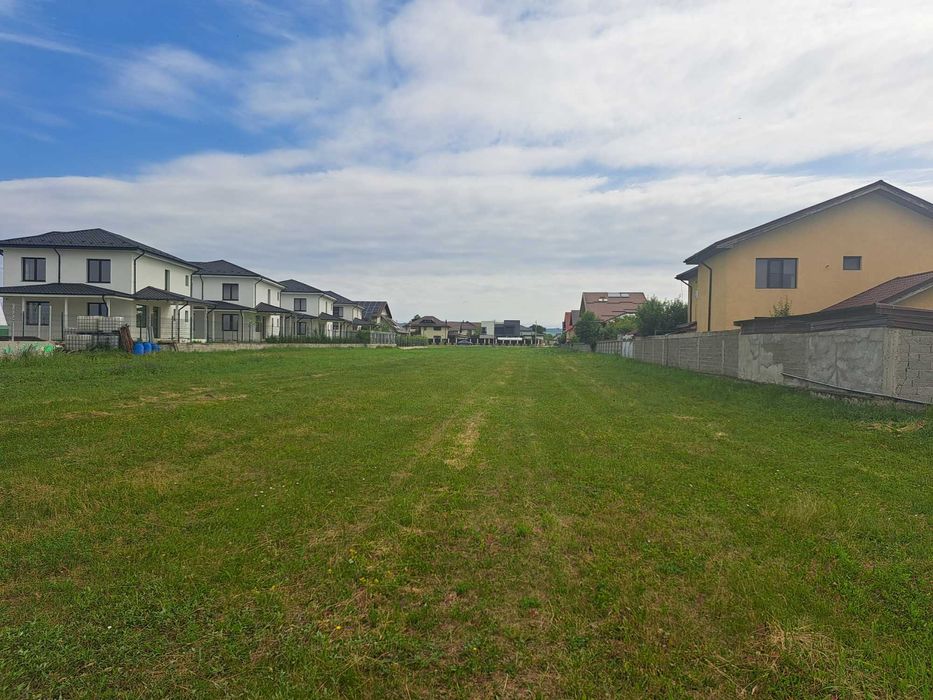 Loturi teren intravilan constructie casa