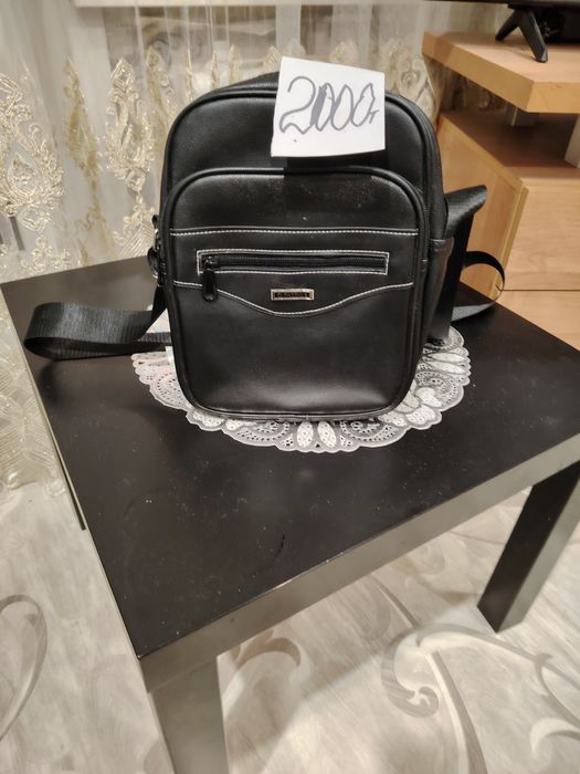 Продам сумки б/у